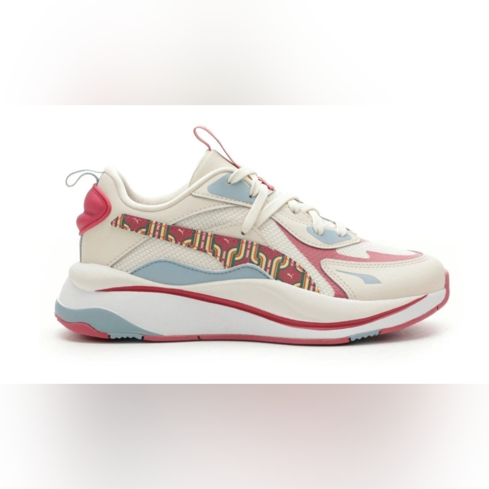 Womens puma shoes size 6.5